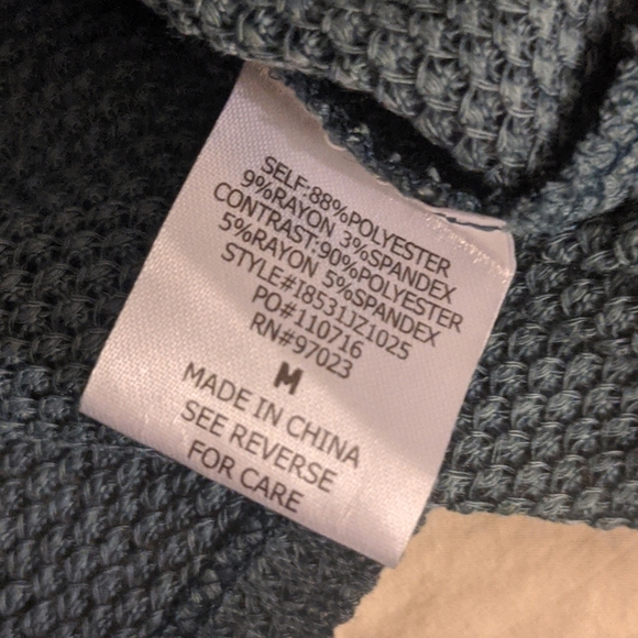 NWOT!! Cosmic Dreamer Sweatshirt - Picture 5 of 6